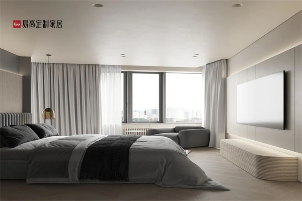 定制衣柜和成品衣柜相比有何不同?